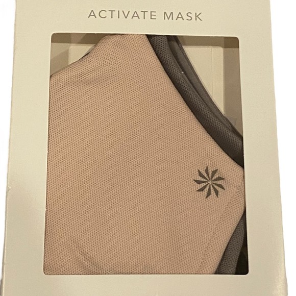 Athleta Activate TurboDry Face Masks Pack of 2 NWT - Picture 2 of 5